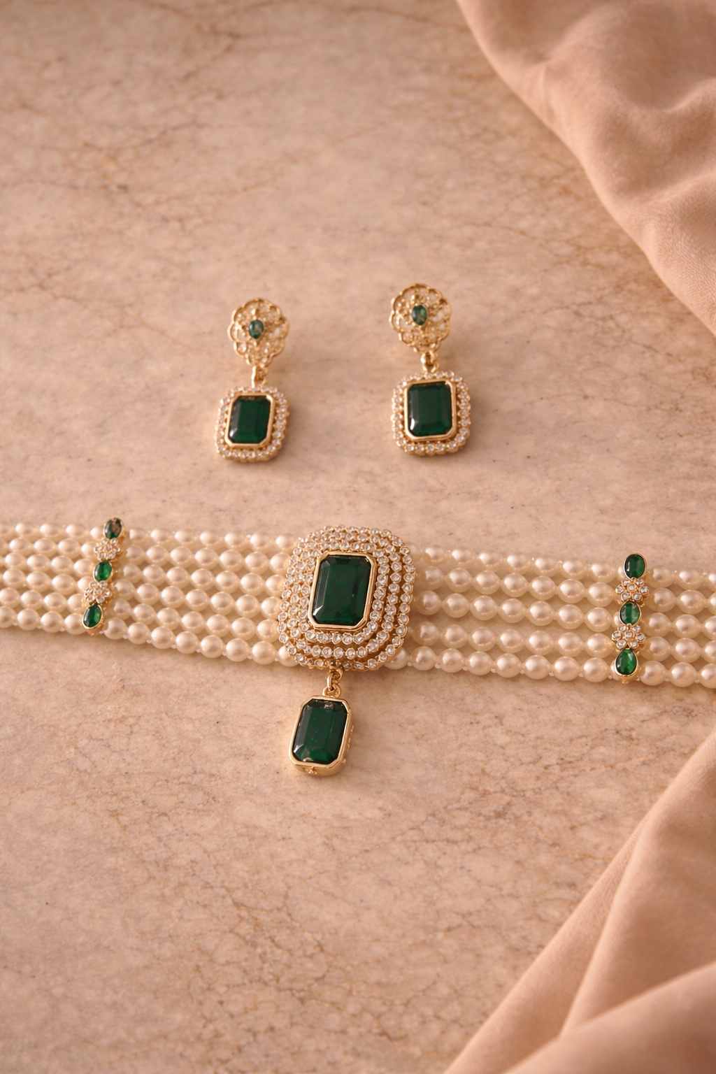 Parure Perles & Émeraude