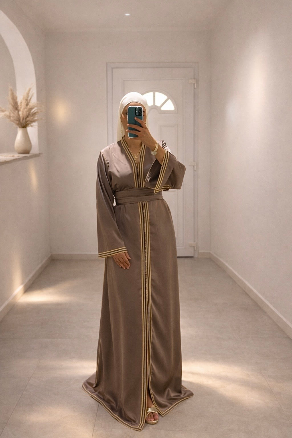 Caftan Satin Taupe & Or
